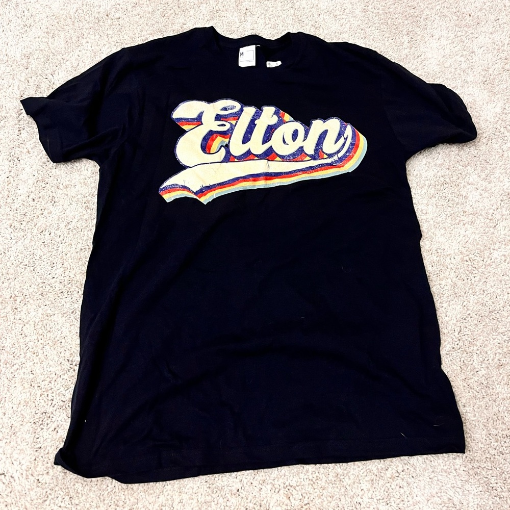 Elton John T shirt - black size M